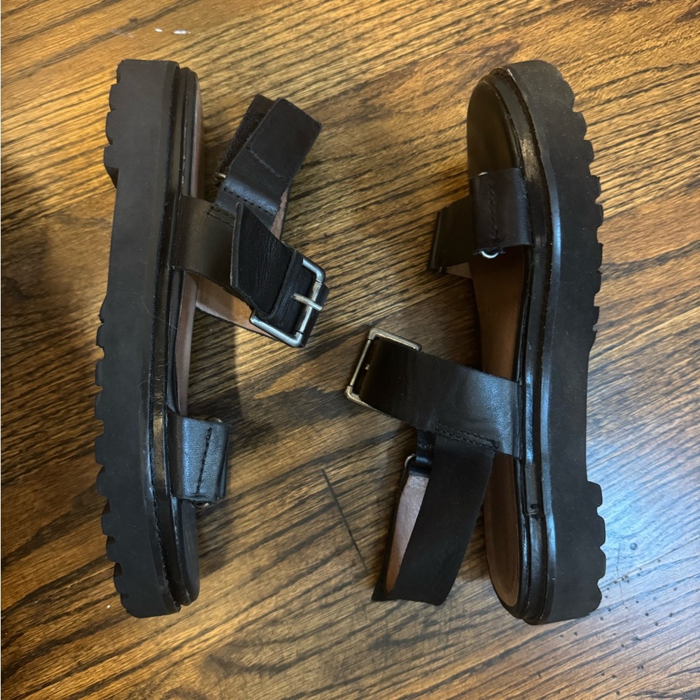 Madewell 5.5 Lug sole black sandals Cady flatform strappy